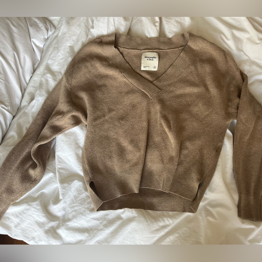A&F Knit Sweater - Picture 3 of 3